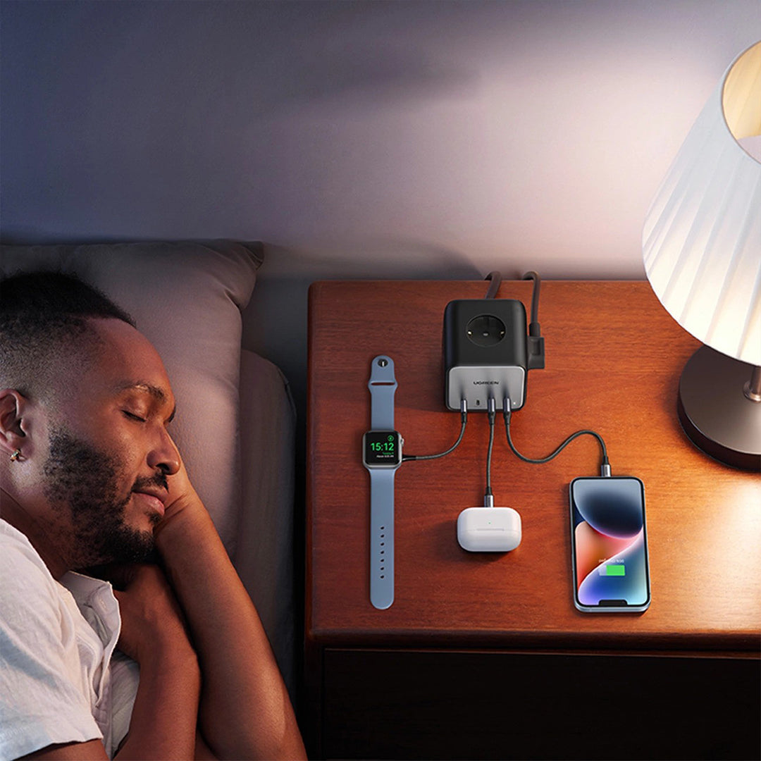 Multiprize 3 Vendeshe Me Porta 2xUSB-A Dhe 2xUSB-C Ugreen