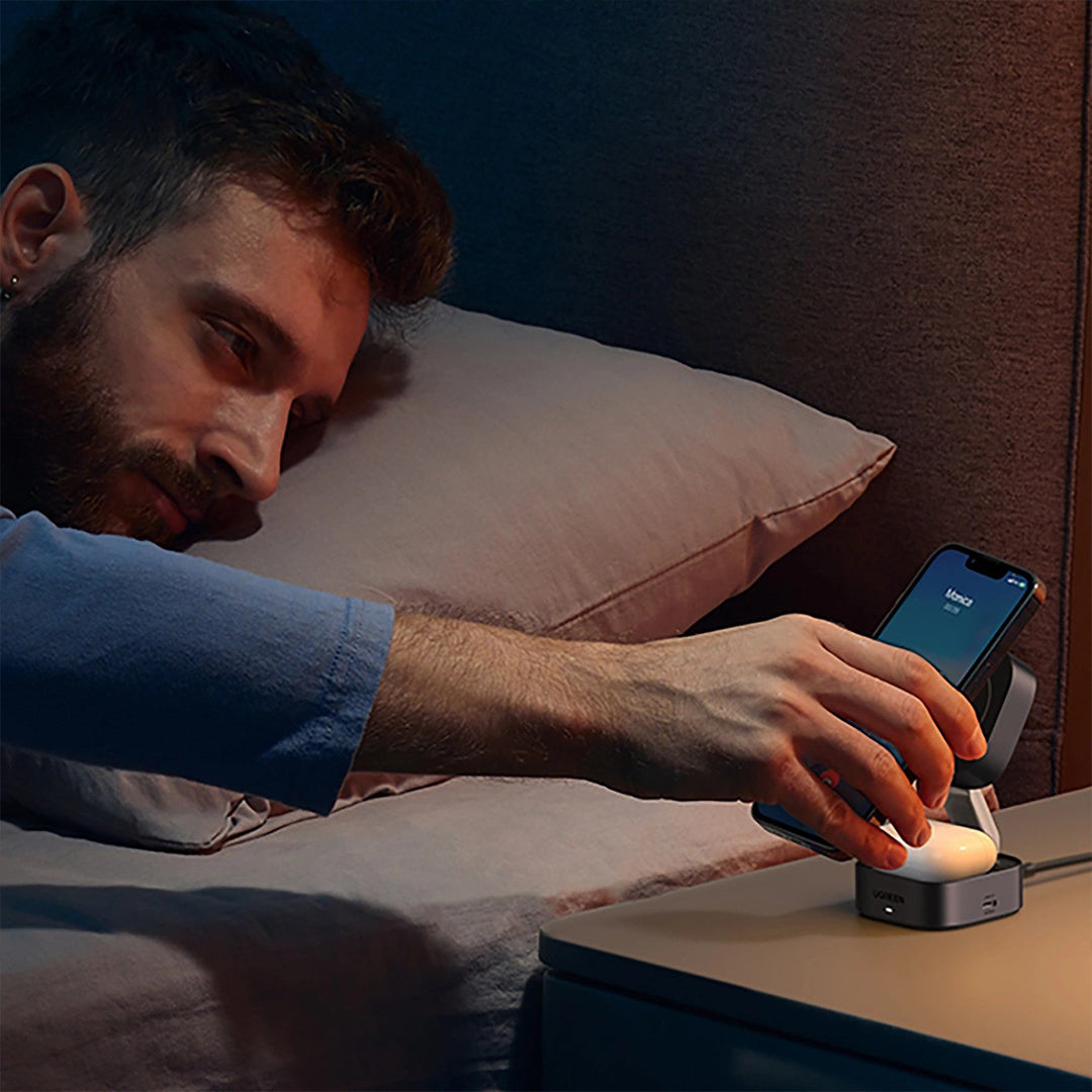 Mbajtese Magnetike Dhe Karikues Wireless 3 Ne 1 Ugreen