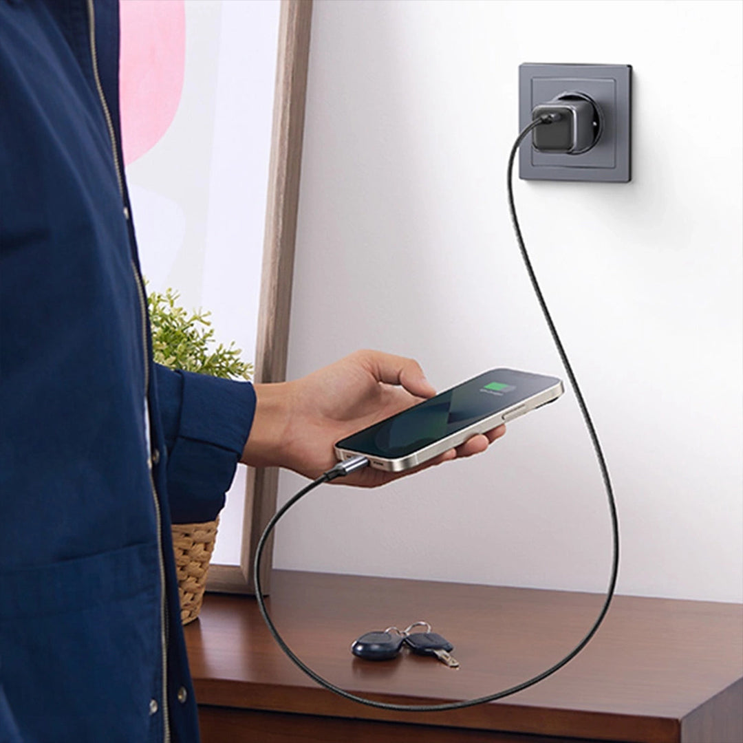 Adaptor Karikimi Nexode 30W UGreen Me Porte Type-C